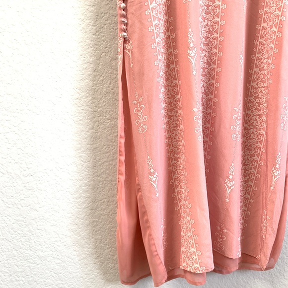 We Are Kindred Xanthe Printed Button Slip - Picture 6 of 8